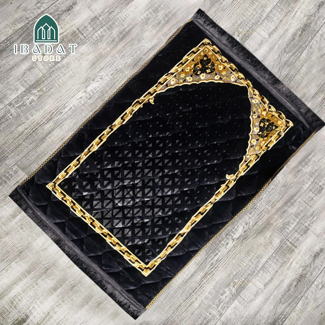 Quilted Prayer Mat – Premium Comfort for Your Prayer