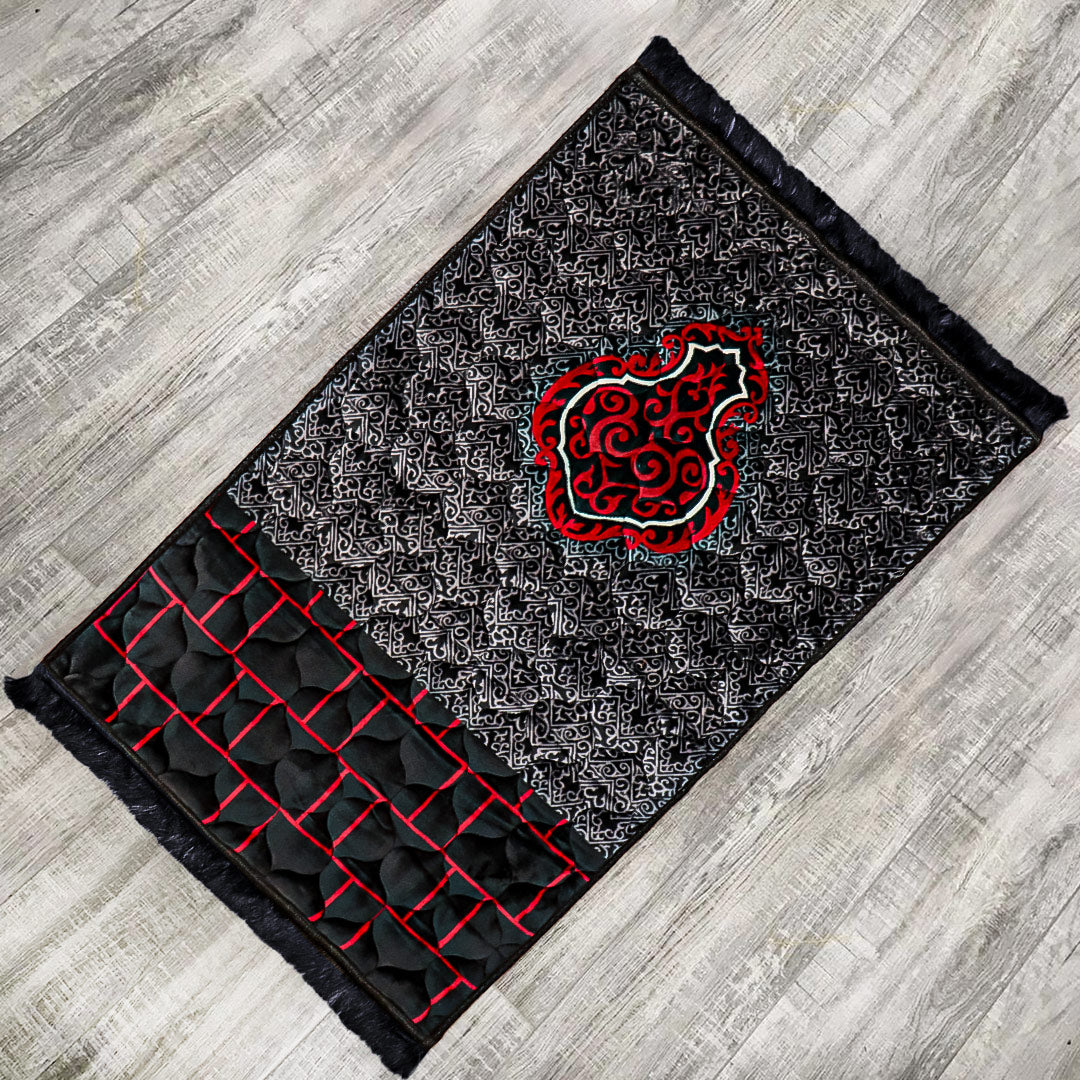 Quilted Prayer Mat – Premium Comfort for Your Prayers